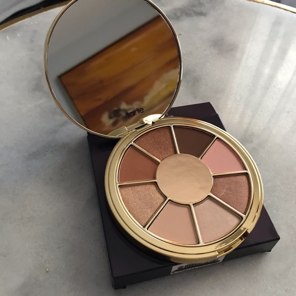 Tarte neutral eyeshadow pallet - Picture 1 of 4